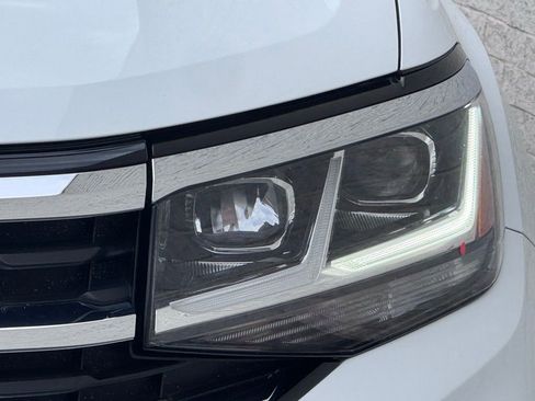 Used 2022 Volkswagen Atlas SE image 5