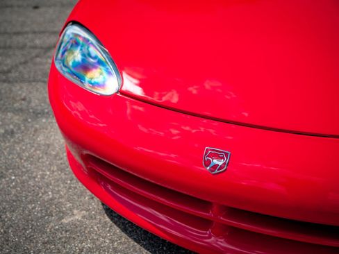 Used 1994 Dodge Viper RT/10 image 4