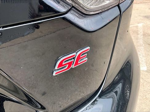 Used 2025 Toyota Corolla SE FWD image 10