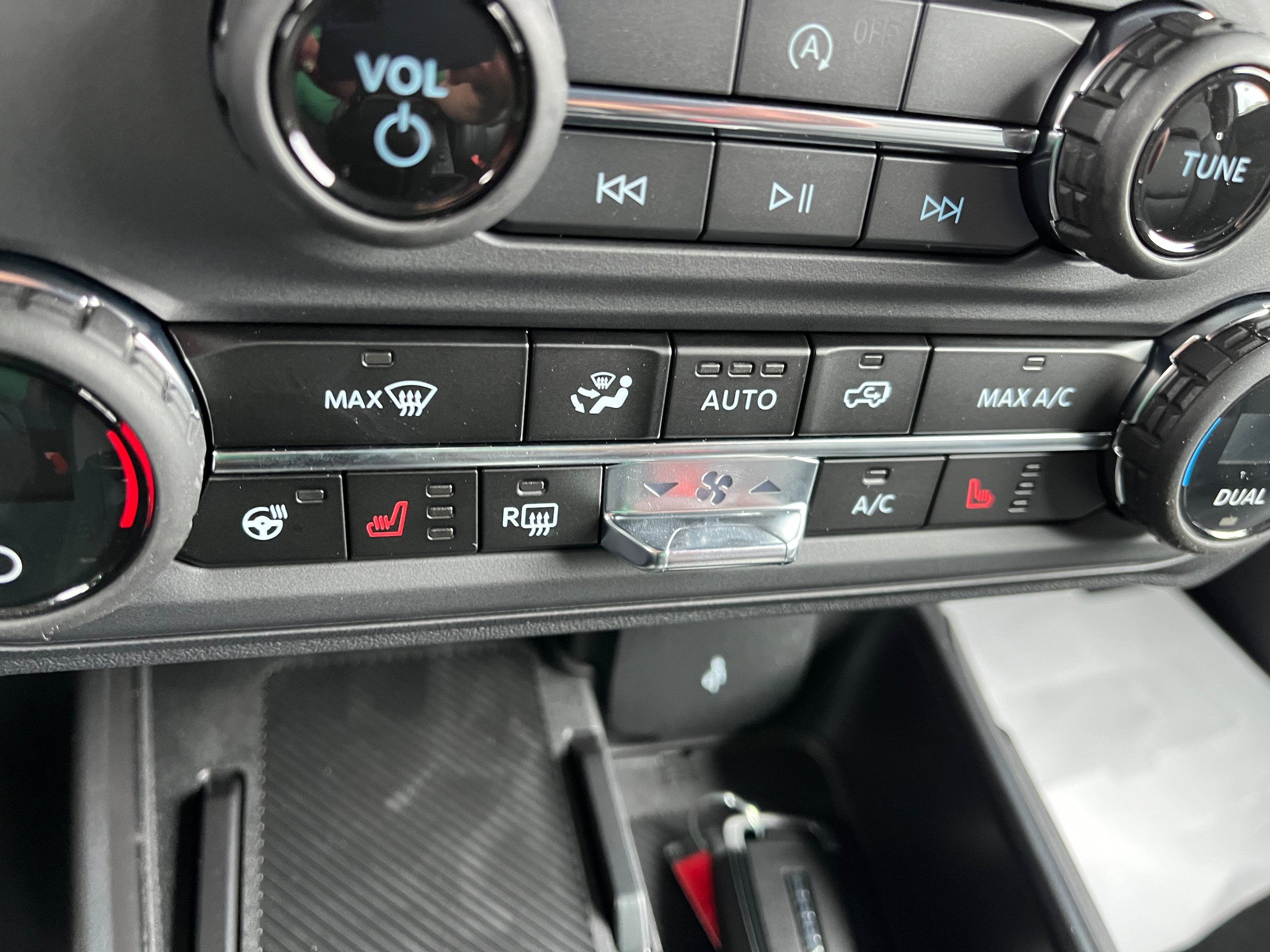 New 2026 Ford Bronco Outer Banks AWD/4WD image 16