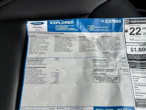 Used 2022 Ford Explorer XLT w/ Equipment Group 202A image 34