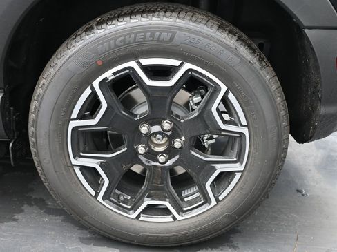 New 2025 Ford Bronco Sport Outer Banks w/ Outer Banks Tech Package+ image 15