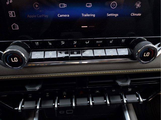 New 2026 Chevrolet Colorado ZR2 AWD/4WD image 31