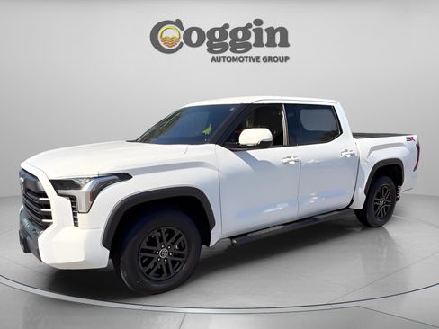 Used 2023 Toyota Tundra SR5 image 2