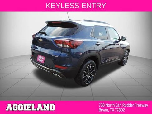 Used 2023 Chevrolet TrailBlazer ACTIV w/ Convenience Package FWD image 4