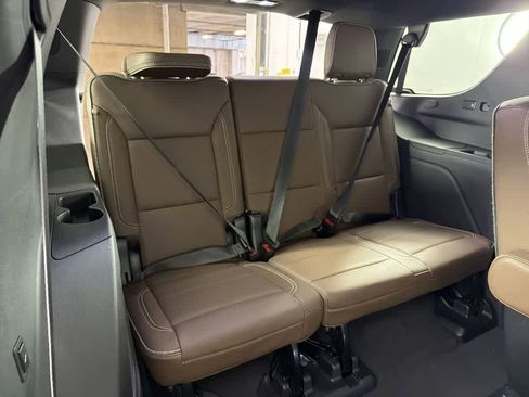 Used 2023 Chevrolet Tahoe High Country image 25