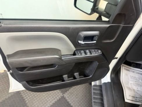 Used 2019 Chevrolet Silverado 2500 W/T AWD/4WD image 24