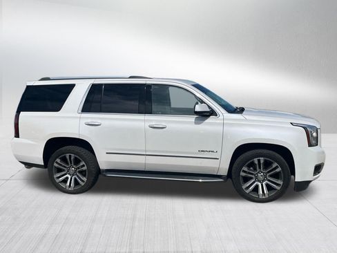 Used 2017 GMC Yukon Denali w/ Open Road Package AWD/4WD image 3