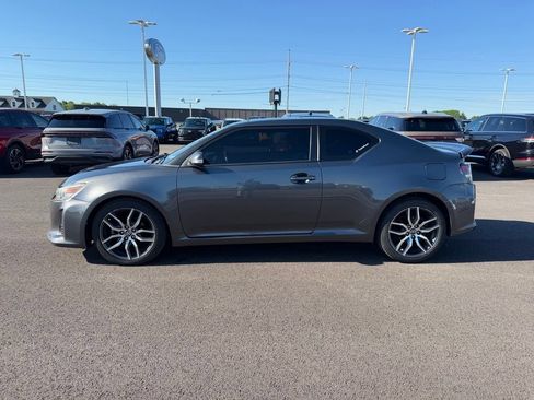 Used 2015 Scion tC FWD image 8