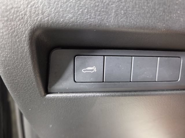 Used 2025 MAZDA CX-90 3.3 Turbo w/ Select Package AWD/4WD image 29