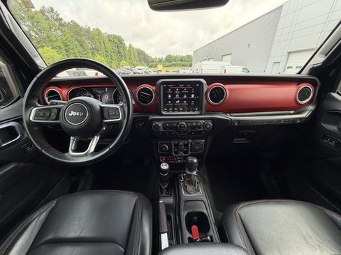 Used 2022 Jeep Wrangler Unlimited Rubicon AWD/4WD image 7