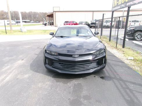 Used 2017 Chevrolet Camaro LT image 18