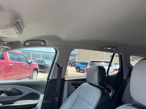 Used 2020 GMC Terrain SLT w/ Preferred Package FWD image 10
