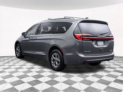 Used 2021 Chrysler Pacifica Limited w/ Premium & Safety Sphere Group AWD/4WD image 8