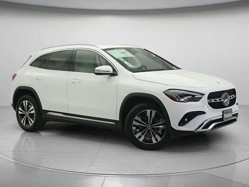 New 2026 Mercedes-Benz GLA 250 image 1