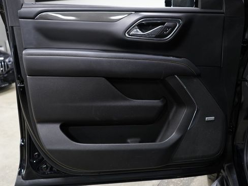 Used 2023 GMC Yukon AT4 AWD/4WD image 59