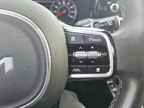 Certified 2023 Kia Sorento X-Line EX AWD/4WD image 56