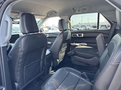 Certified 2023 Ford Explorer XLT w/ Equipment Group 202A image 23