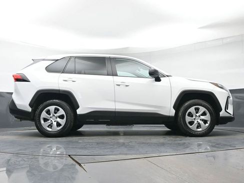 Certified 2023 Toyota RAV4 LE AWD/4WD image 31