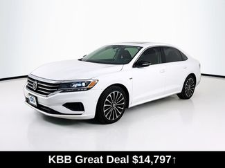 Used 2022 Volkswagen Passat 2.0T FWD video 1