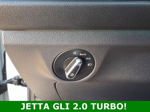 Used 2021 Volkswagen Jetta GLI image 15