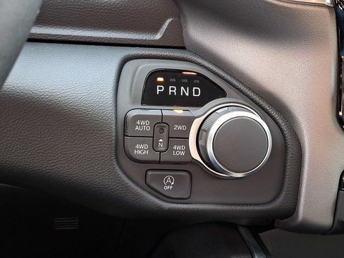 New 2026 RAM 1500 Big Horn AWD/4WD image 10