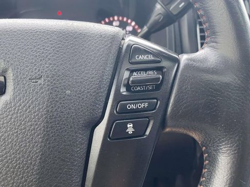 Used 2021 Nissan Titan PRO-4X w/ Pro-4x Convenience Package AWD/4WD image 23