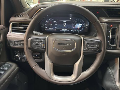 Certified 2023 GMC Yukon XL Denali w/ Max Trailering Package image 27