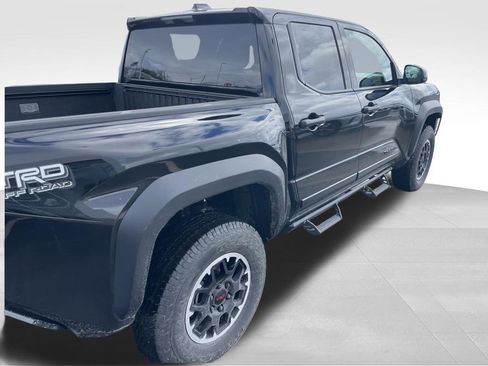 New 2026 Toyota Tacoma TRD Off-Road AWD/4WD image 8