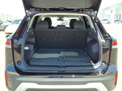 Certified 2025 Volkswagen Tiguan S FWD image 16