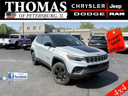 Used 2024 Jeep Compass Trailhawk w/ Trailhawk Elite Group AWD/4WD image 1