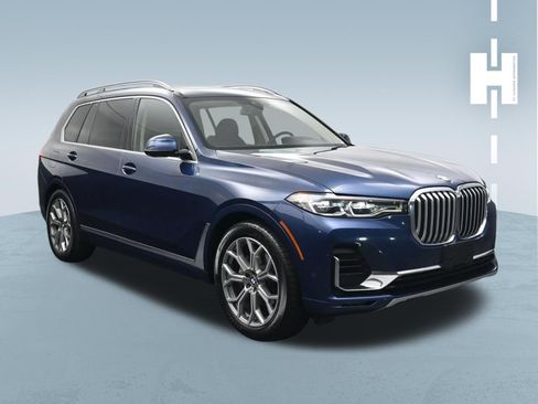Used 2022 BMW X7 xDrive40i w/ Parking Assistance Package AWD/4WD image 1
