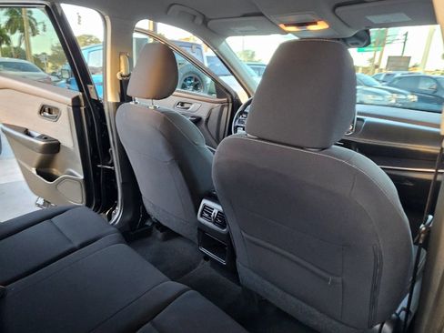 Used 2023 Nissan Rogue S FWD image 13