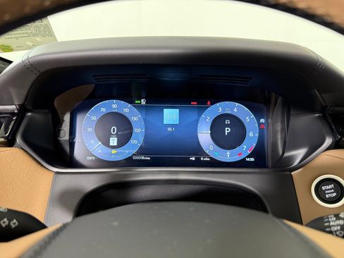 New 2026 Land Rover Range Rover Velar Autobiography AWD/4WD image 18