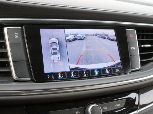 Certified 2021 Buick Enclave Essence image 27