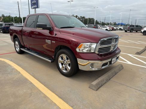 Used 2019 RAM 1500 Lone Star RWD image 2