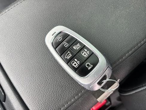 Certified 2024 Hyundai Tucson Limited image 32