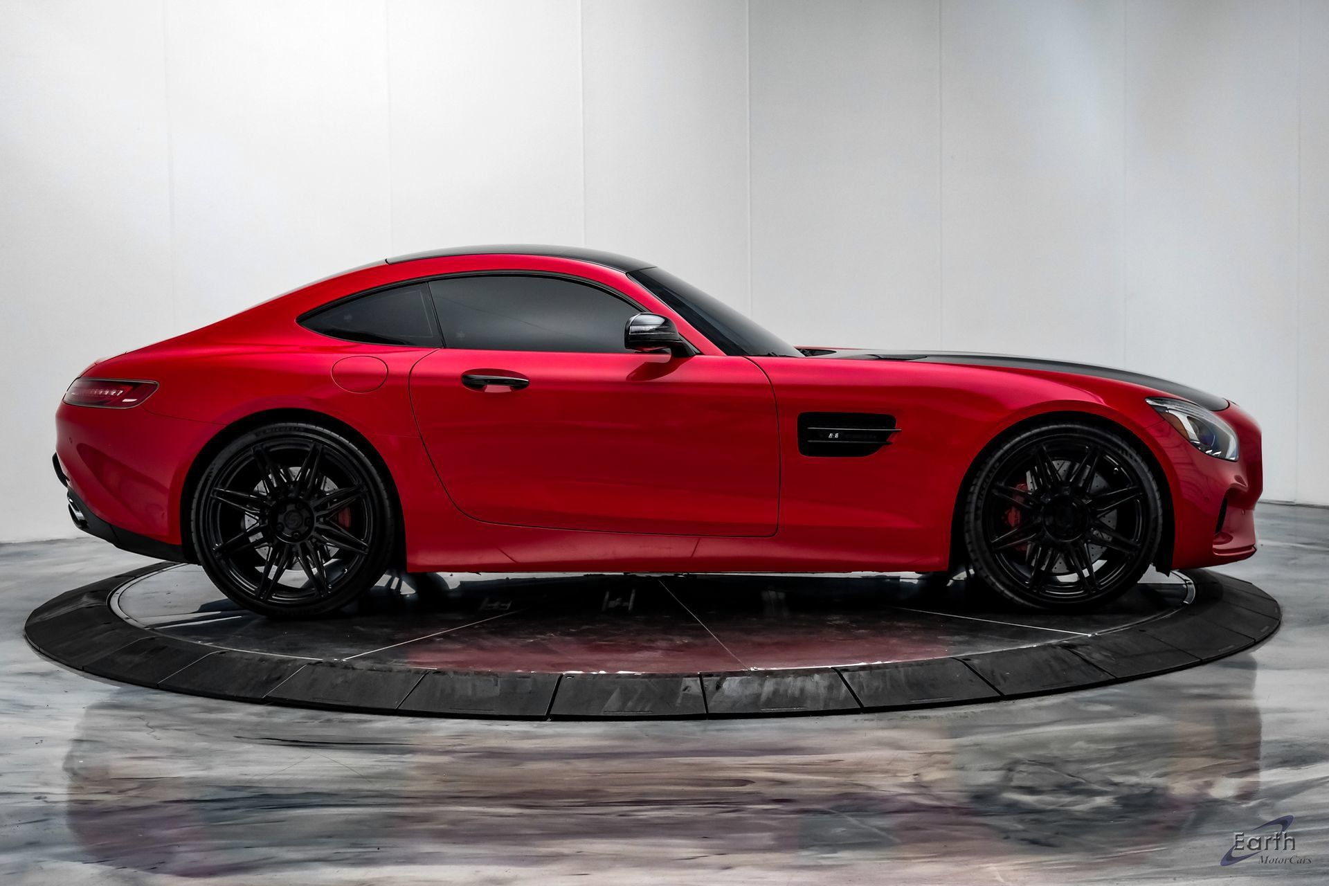 Used 2016 Mercedes-Benz AMG GT S image 21