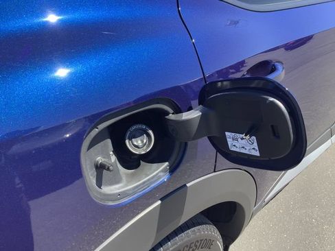 Used 2025 Nissan Kicks SR w/ Illumination Package AWD/4WD image 30