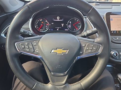 Used 2024 Chevrolet Malibu LT image 17