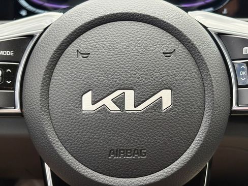 New 2026 Kia Seltos S AWD/4WD image 25