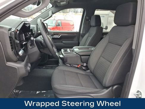 Used 2023 Chevrolet Silverado 1500 LT image 17