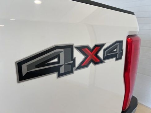 Used 2018 Ford F250 Lariat w/ Lariat Value Package image 9