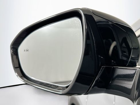 Used 2021 Chevrolet Bolt LT image 16