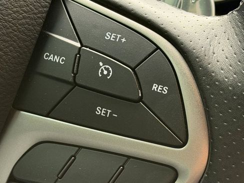 Used 2020 Dodge Durango GT w/ Blacktop Package AWD/4WD image 16