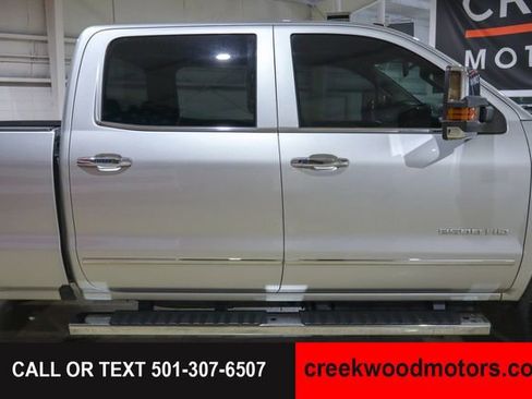 Used 2019 GMC Sierra 2500 SLT w/ Duramax Plus Package AWD/4WD image 24