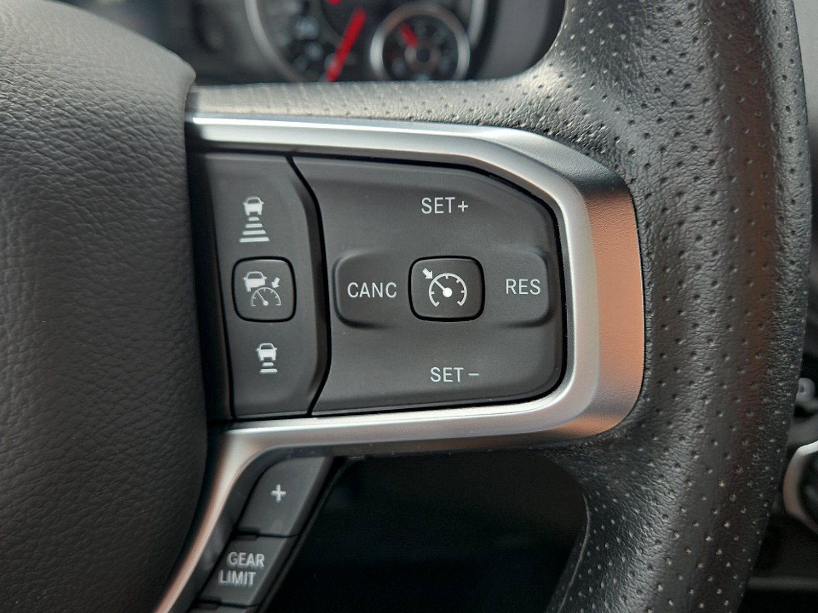 Used 2025 RAM 1500 Tradesman w/ Night Edition AWD/4WD image 14