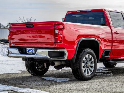 Used 2025 Chevrolet Silverado 2500 LT image 19