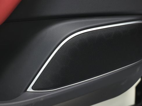 Used 2023 Maserati Levante Modena S image 13