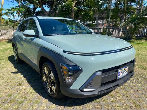 Used 2025 Hyundai Kona SEL FWD image 1